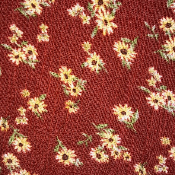 Orange floral top w/ a round neck - Picture 4 of 4